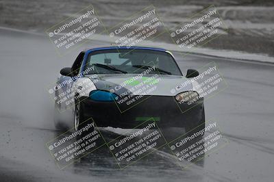 media/Nov-15-2025-CalClub SCCA (Sat) [[7bfa5a7151]]/Qualifying/Group 5/